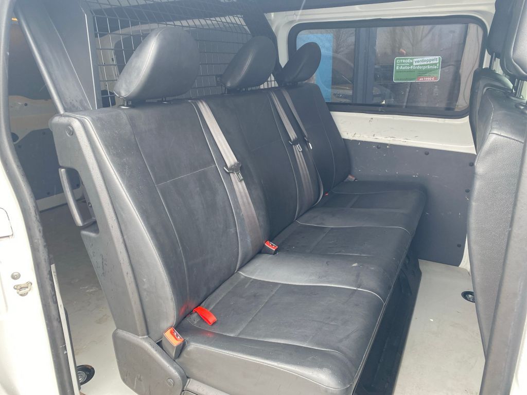 Fahrzeugabbildung Citroën Jumpy Variospace XL BlueHDi 120 Worker *6-Sitzer