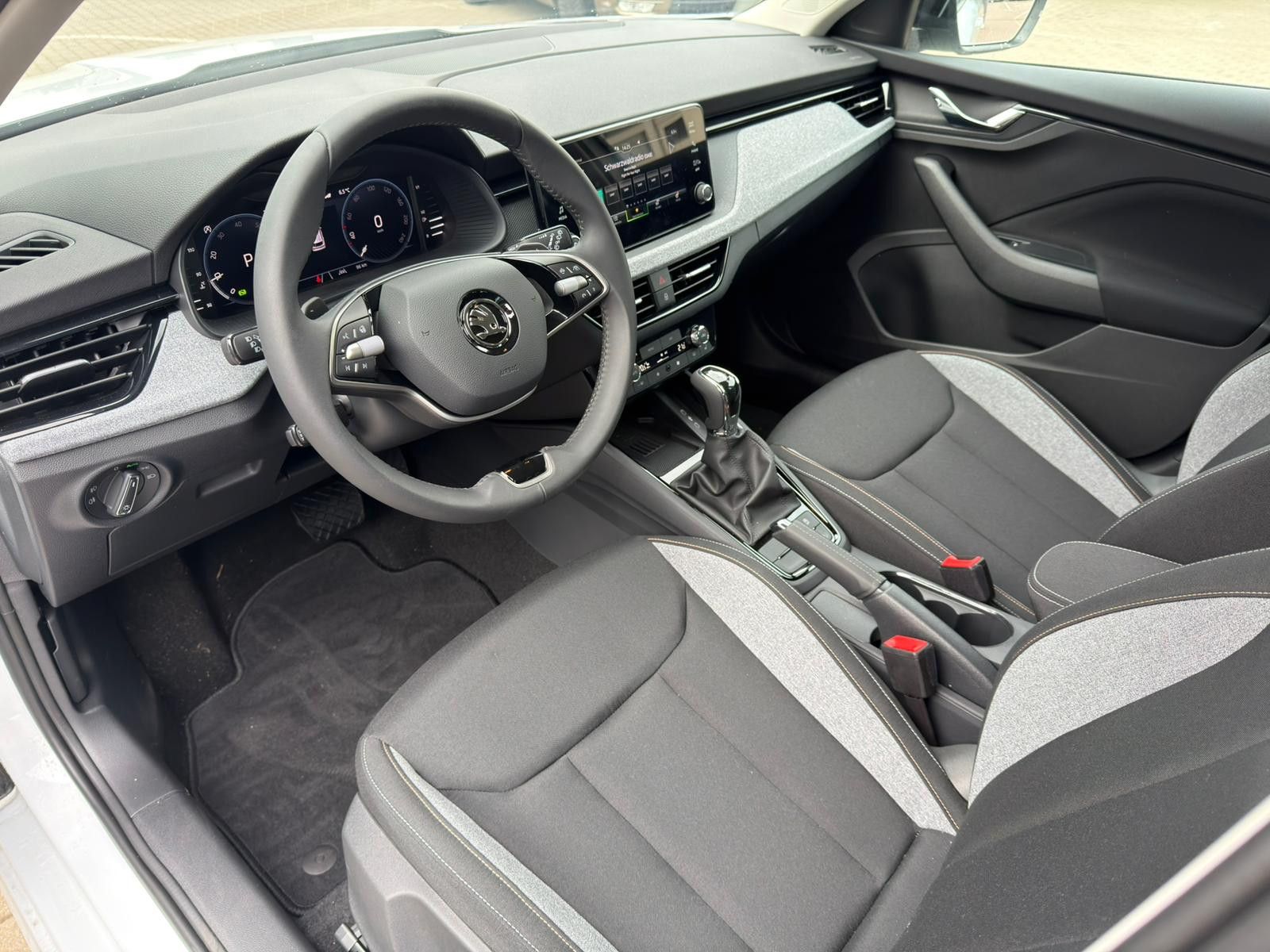 Fahrzeugabbildung SKODA Kamiq Selection