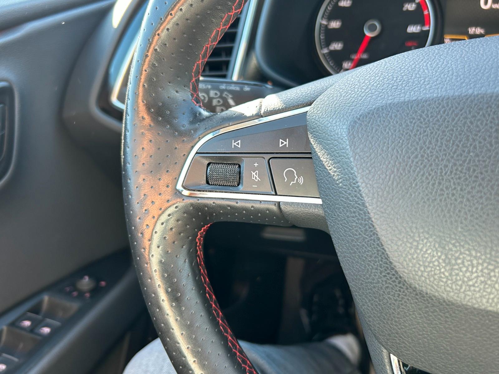 Seat Leon ST 1.8 FR DSG LED Navi AHK Sitzheizung PDC