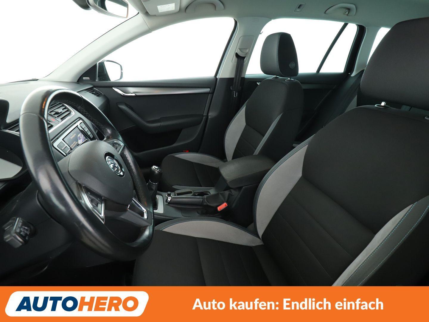 Skoda Octavia 2.0 TDI Ambition 4x4*TEMPO*PDC*SHZ*