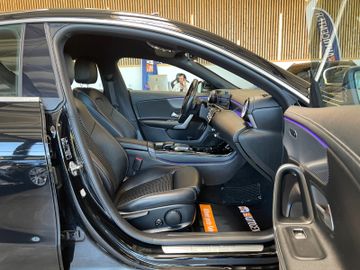 Mercedes-Benz CLA 180 *NAVI*LANE-ASSIST*KAMERA*NAVI*PDC*SZHZ*