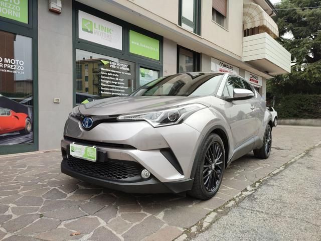 Toyota TOYOTA C-HR LOUNGE