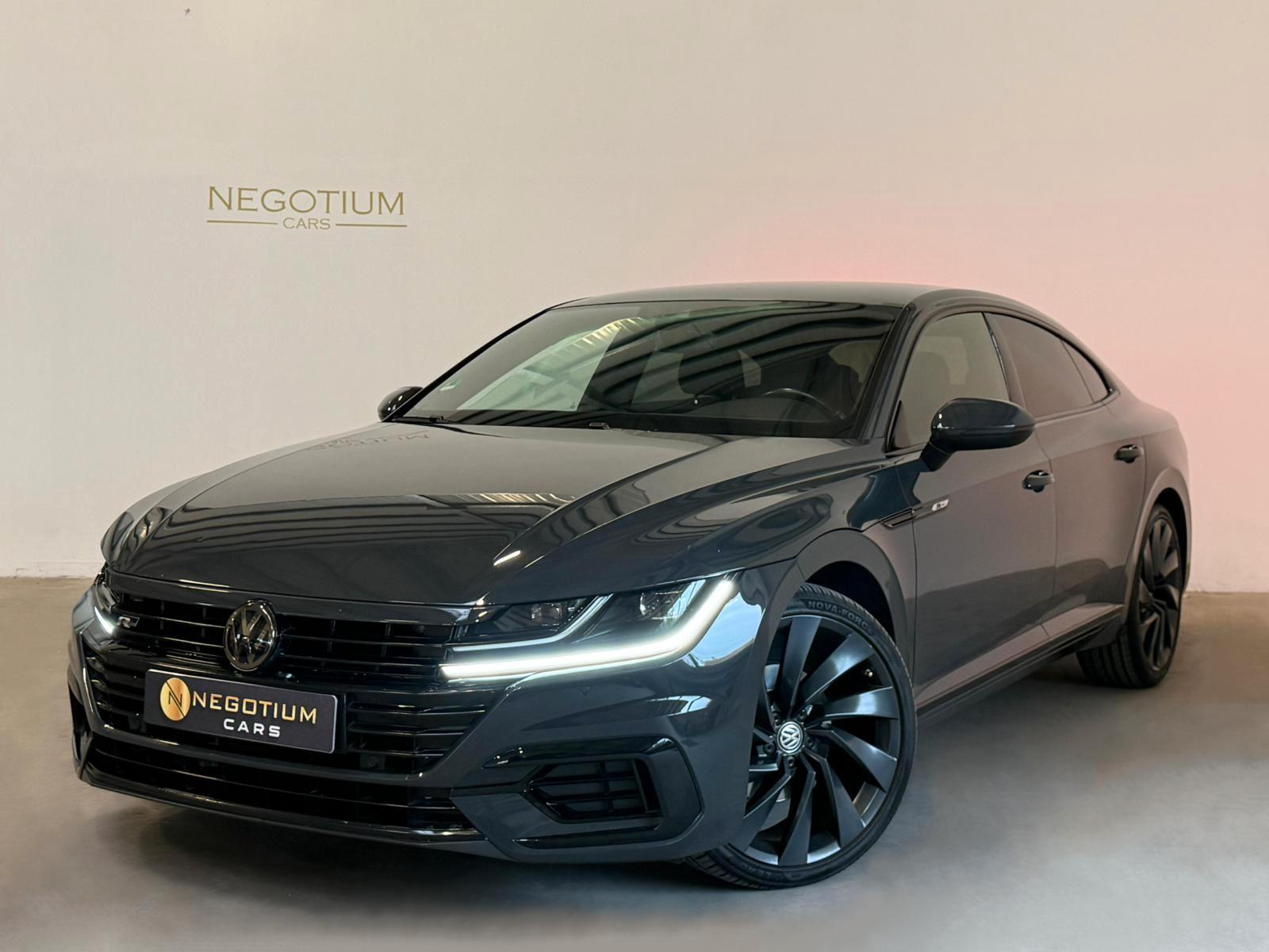 Volkswagen Arteon  R-Line ACC LED Virtu 20Z Massage Carplay