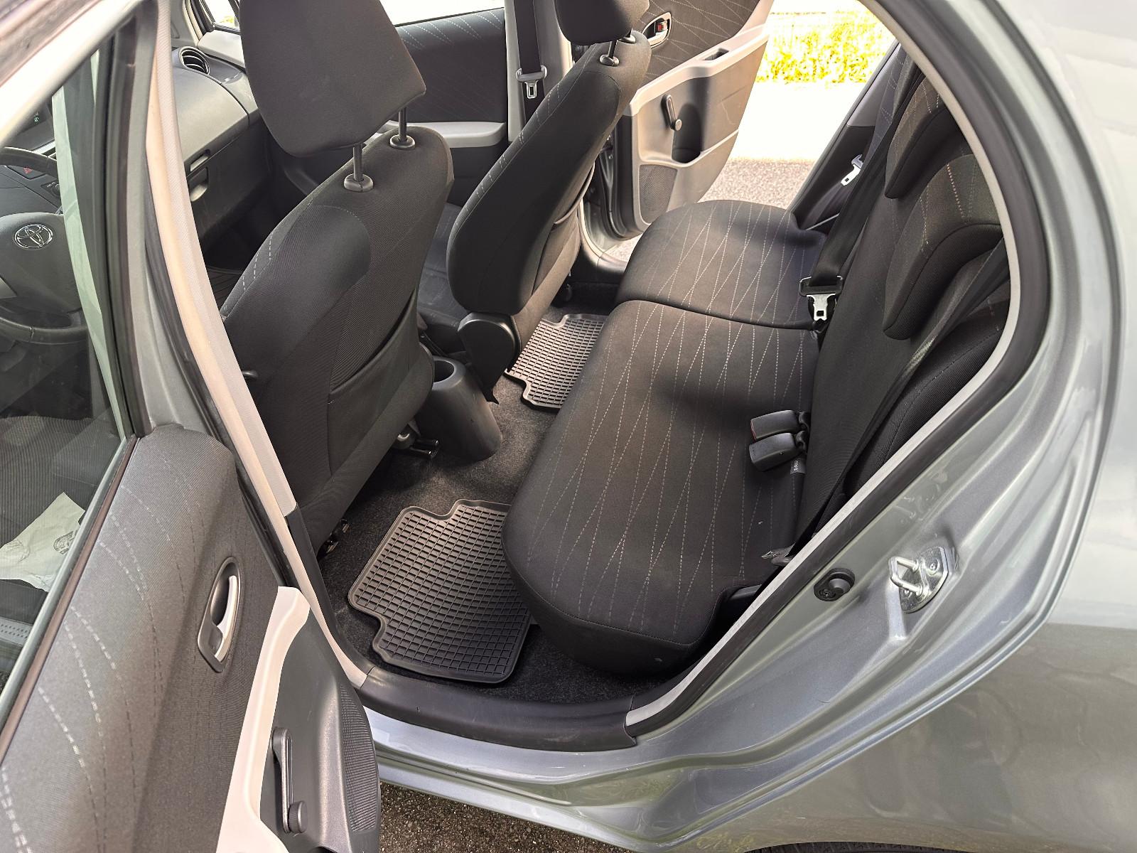 Toyota Yaris Team 1.3 Klima 79'TKM Scheckheft gepflegt