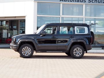 Bild 5 BAIC BJ40 4x4 Pano LED e. Trittbretter