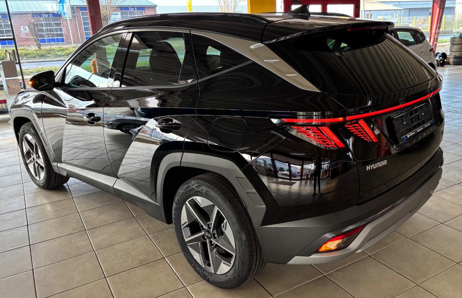 Hyundai TUCSON 1.6 T-GDI 48V DCT*Panorama-SD*LED*NAV*18"