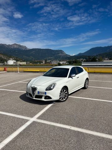 Alfa Romeo Giulietta 2.0 JTDm-2 170 CV Distincti