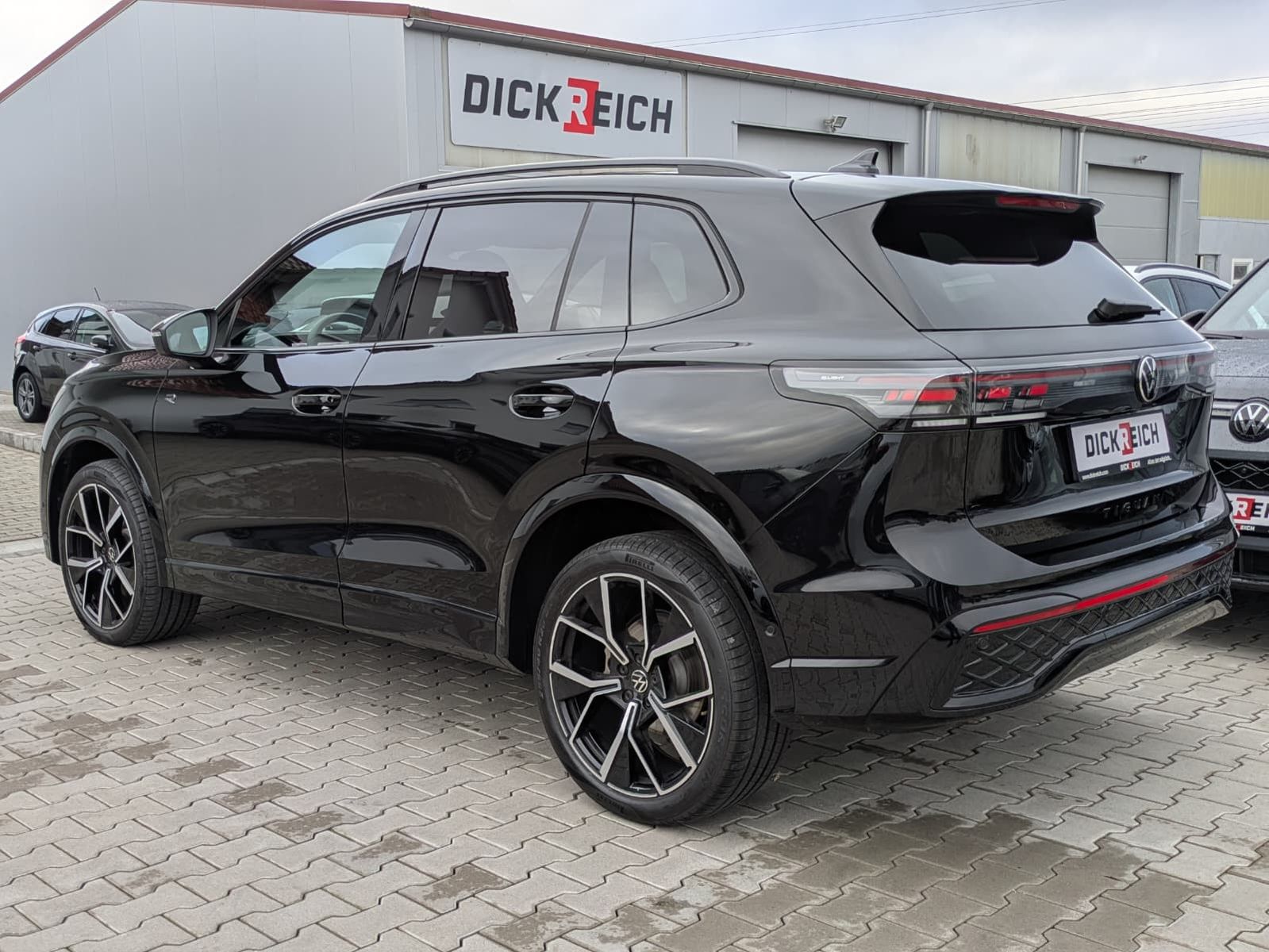 Fahrzeugabbildung Volkswagen Tiguan 2.0 TDI 4M R-Line PANO*H&K*AHK*MATRIX*20"