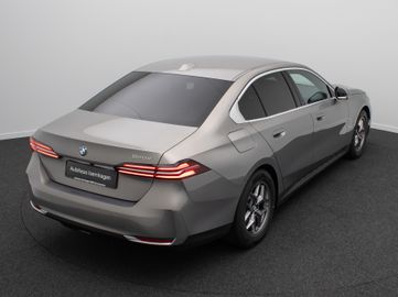 BMW 520 - 7