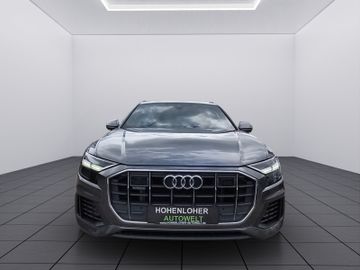 Audi Q8 - 10