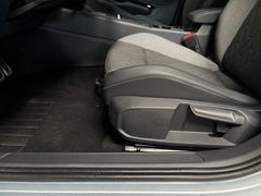 Fahrzeugabbildung Volkswagen Golf VIII Variant 2.0 TDI 110 kW Goal - AHK