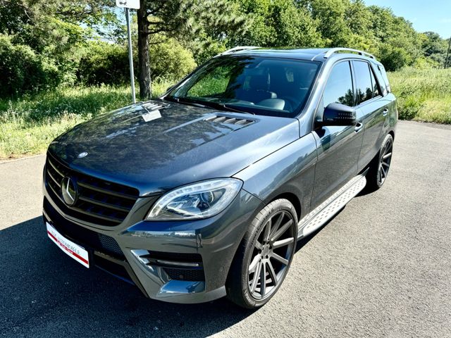 Mercedes-Benz ML 350 CDI BlueTec AMG Sport Paket/Pano/22 Zoll