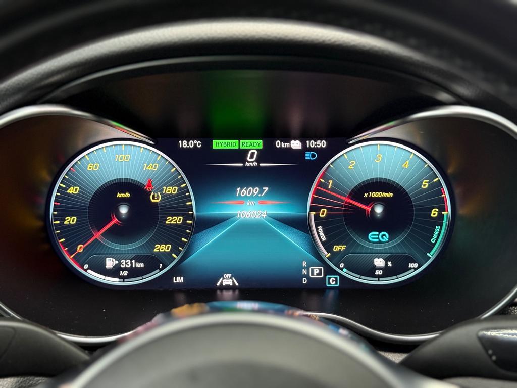 Mercedes-Benz C 300 de AMG Night, Foto 31 von 50