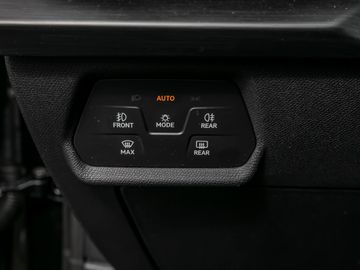 Cupra Formentor 1.5 Basis Fahrassistenz-Paket Navi ACC