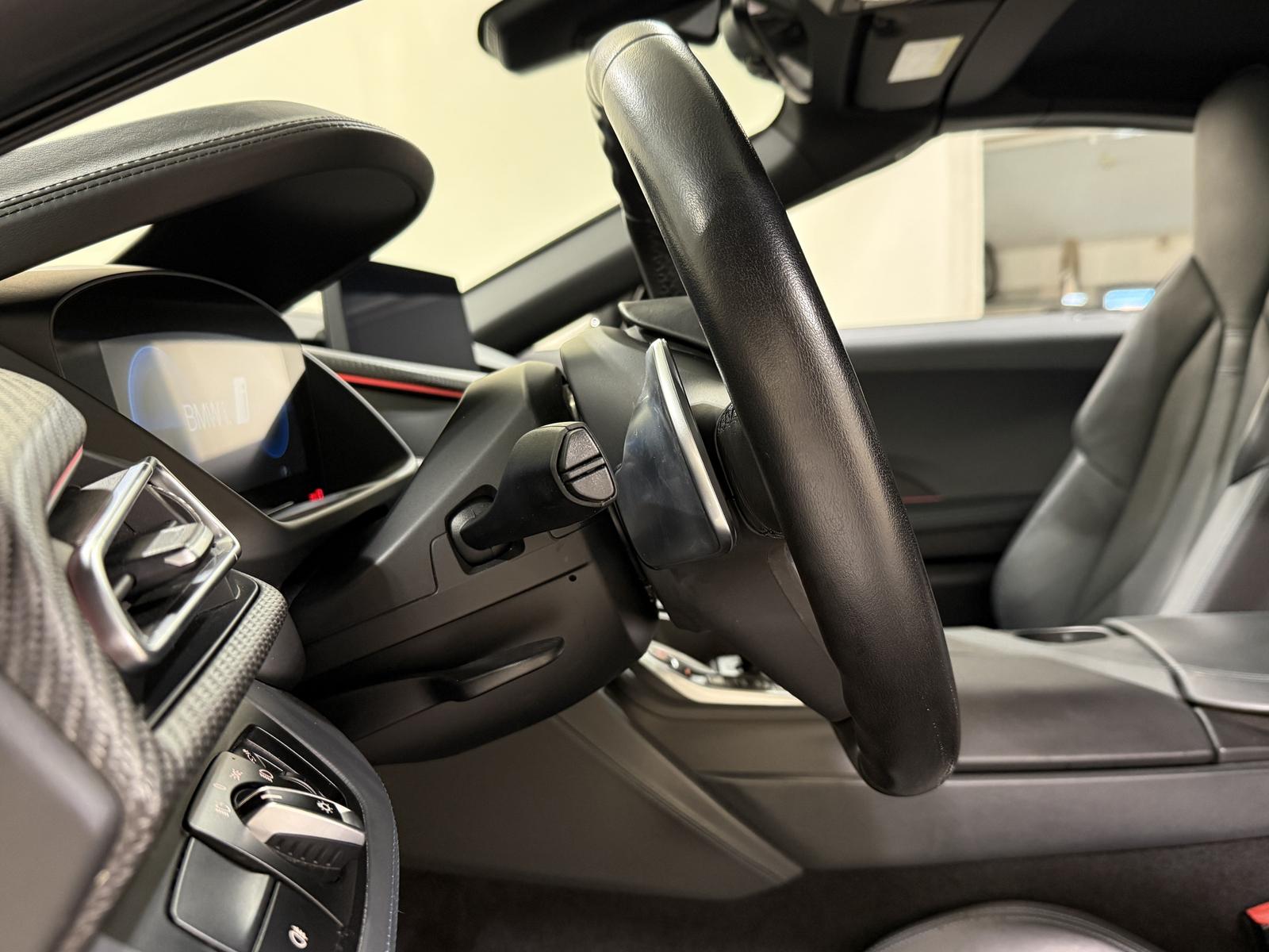 BMW i8 Roadster HUD HK Laser DA WLAN