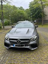 Mercedes-Benz E 63 AMG Mercedes-AMG E 63 S 4MATIC+ Autom. ... - Mercedes-Benz E 63 AMG mit Benzin-Antrieb: Alcantara, mit Navigationssystem, Limousine