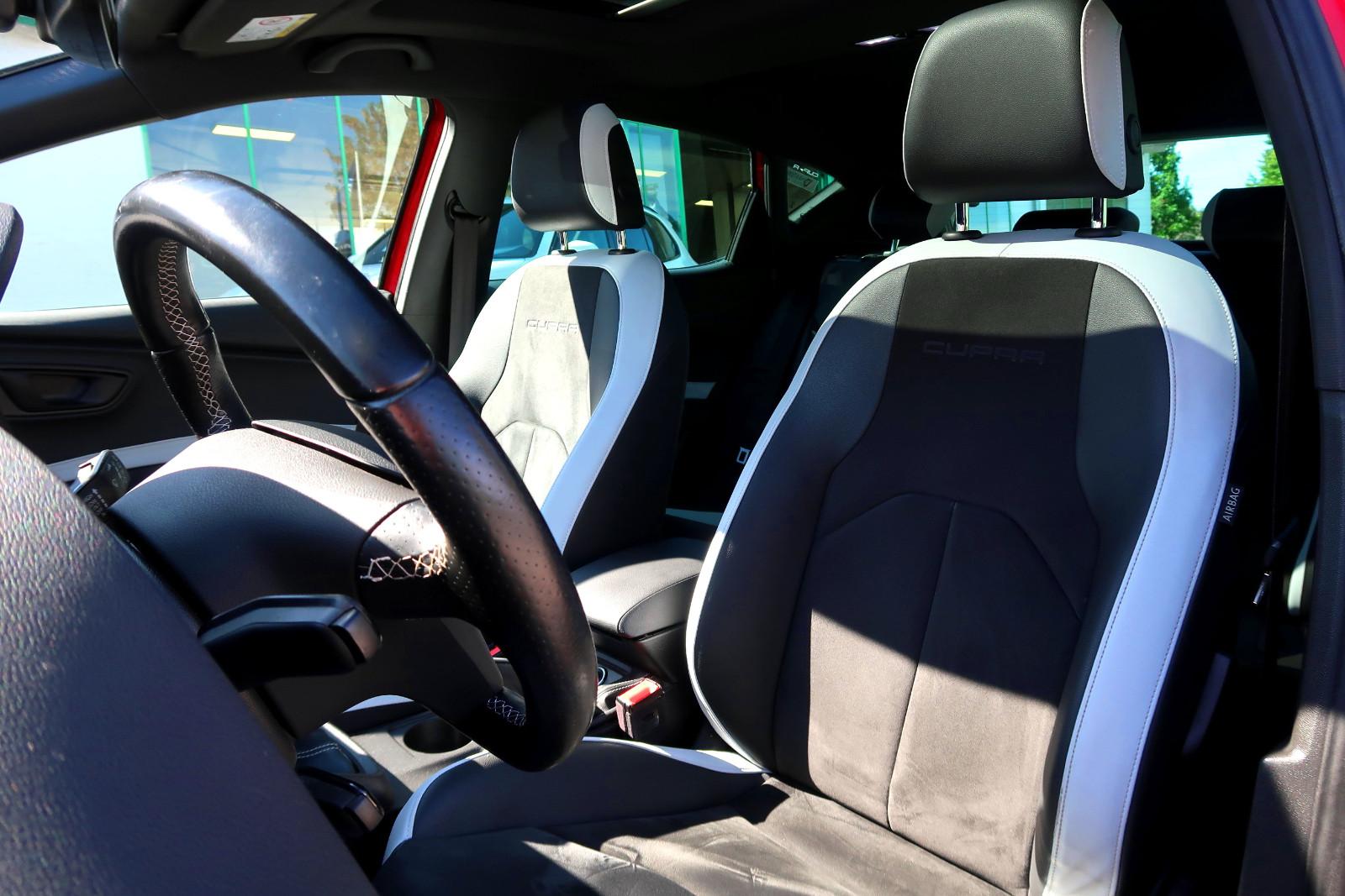 SEAT LEON TSI"CUPRA290"19"PANORAMA"NAVI"LED"LEDER"SCHH | 290 ch | BVM | "19"PANORAMA"LED"NAVI"