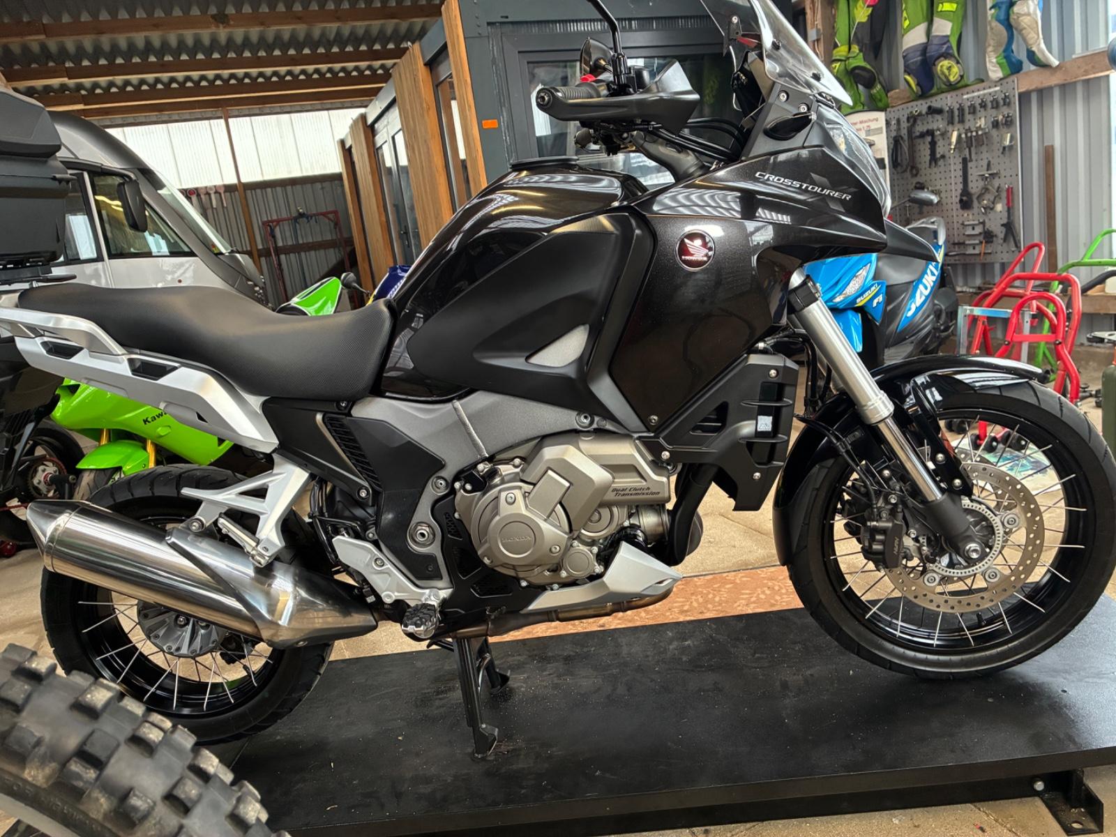 Honda VFR 1200 XD Crosstourer DCT, Zusand 2 +