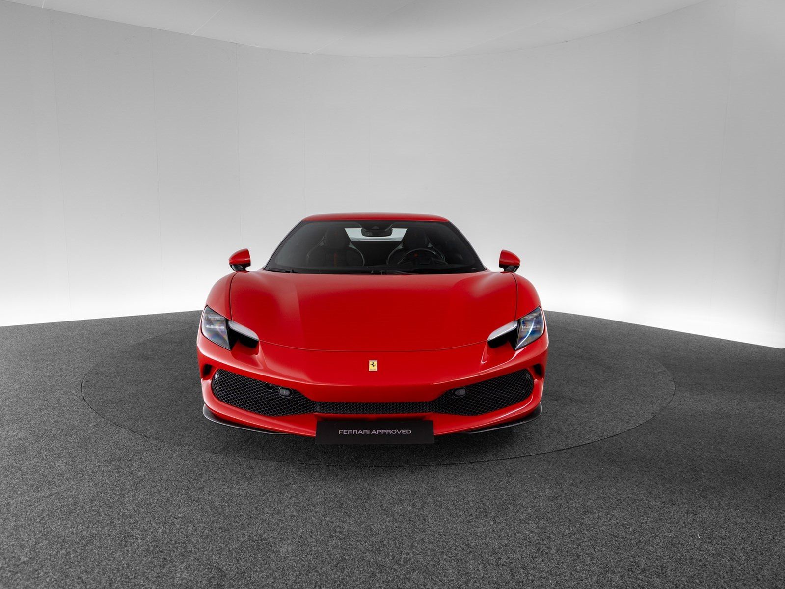 Ferrari 296 GTB FERRARI SINGEN imagem 2