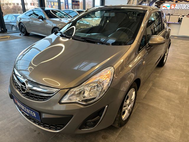 Opel Corsa D Satellite