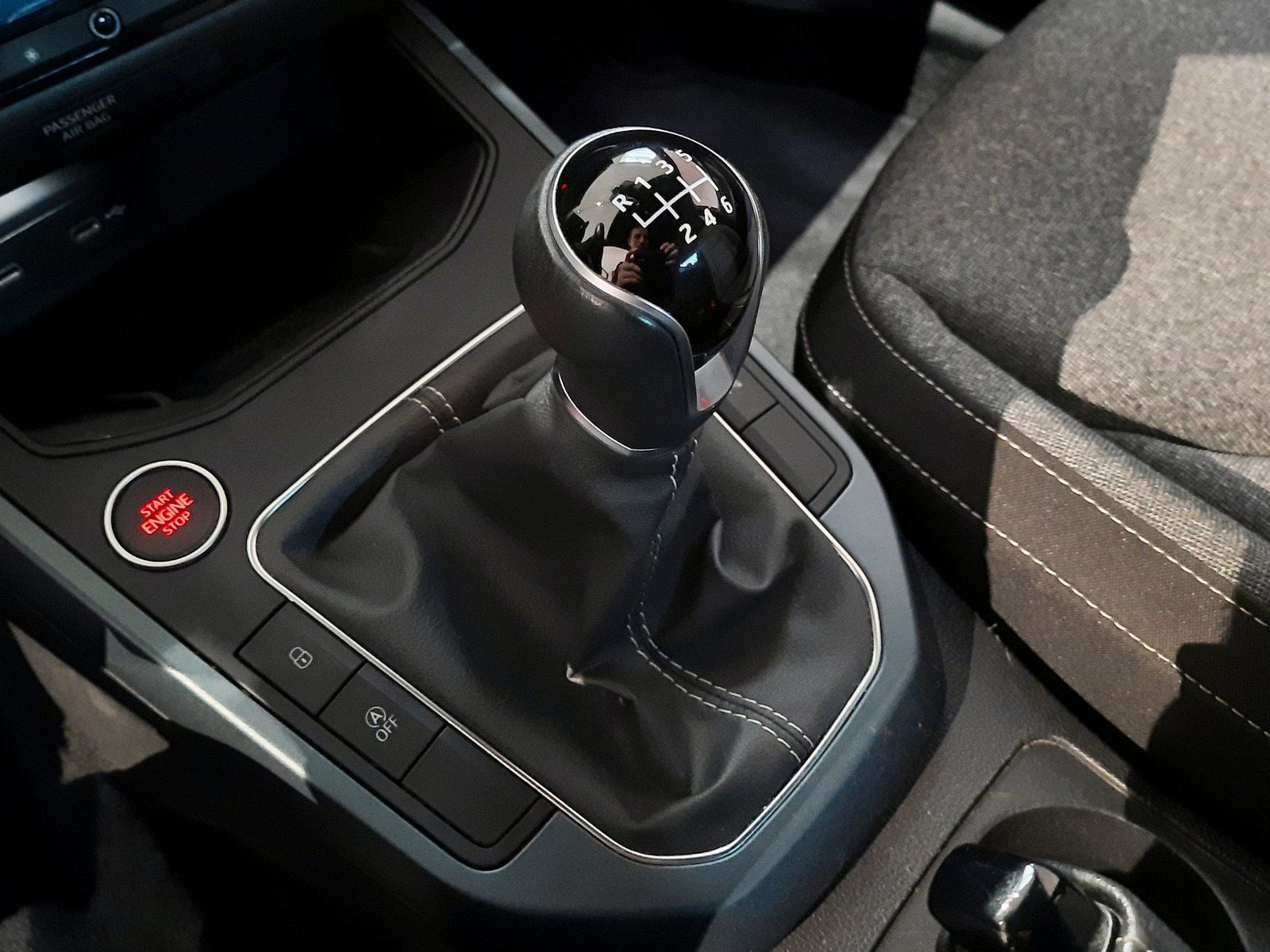 Fahrzeugabbildung SEAT Arona Xperience Beats TSI *Navi*Cam*LED*Sitzhzg*