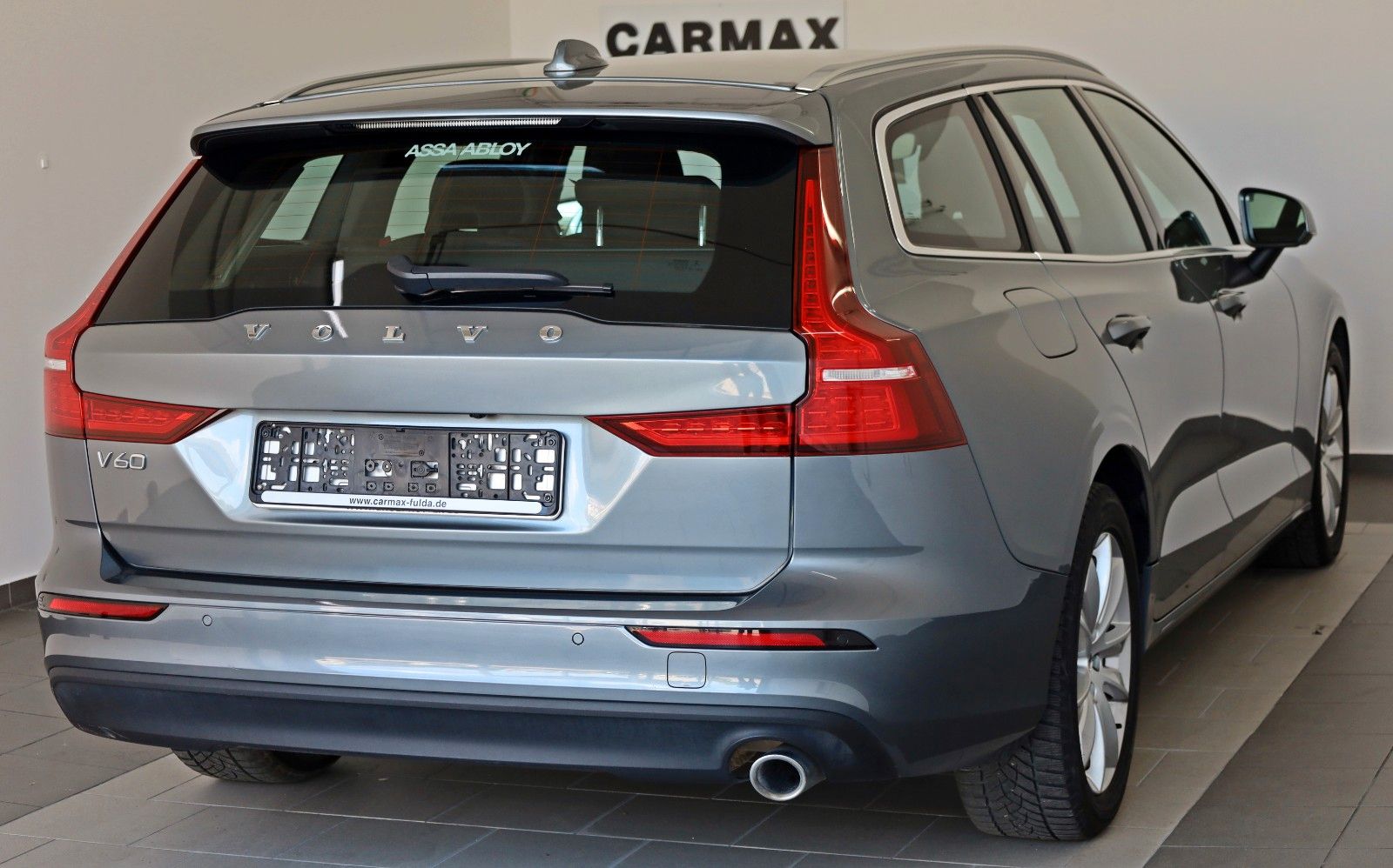 Fahrzeugabbildung Volvo V60 Momentum Pro, T.Leder,Navi,LED,Kamera,SH
