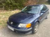 Volkswagen Passat 1.6 3B AHL Motor TÜV neu bis 3/2028  - Volkswagen Passat aus 1997: 3b