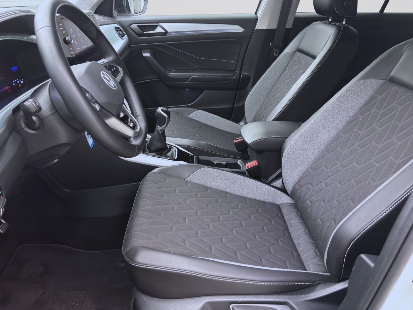 Volkswagen T-Roc - Bild 10