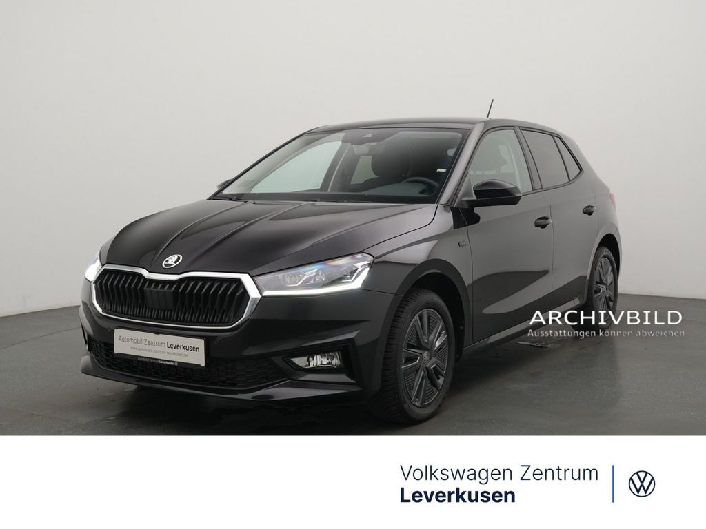 Fabia Tour NAVI VIRT KAM SZ CARPLAY LED PDC