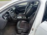 Audi A4 2.7 TDI Lim. Attraction AUTOMATIK T-LEDER - Audi A4 aus 2008 mit Diesel-Antrieb: Limousine