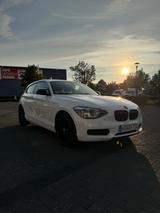 BMW 114i/CarPlay/18'' Alus/TÜV neu/Top Zustand