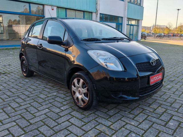 Toyota Yaris 1.0 5 porte Sol