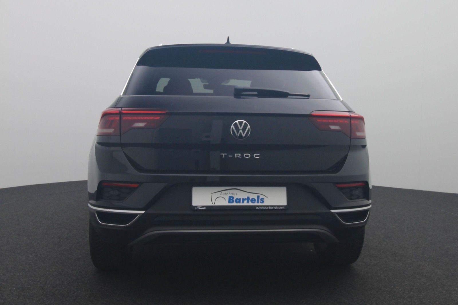 Fahrzeugabbildung Volkswagen T-Roc Sport  ACC Navi DSG LED