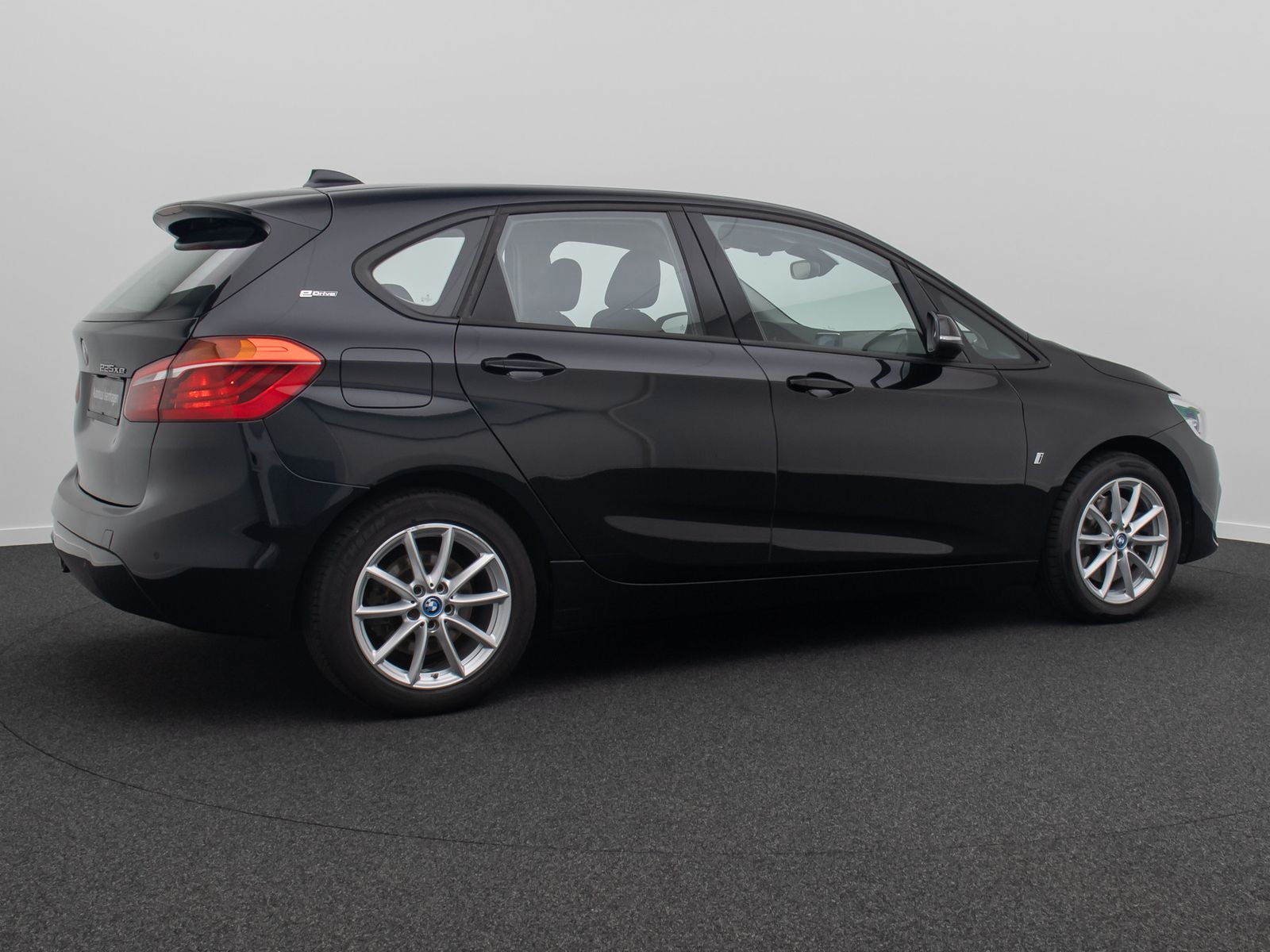 Fahrzeugabbildung BMW 225xe iPerf  Active Tourer Navi Geschwindig Touc