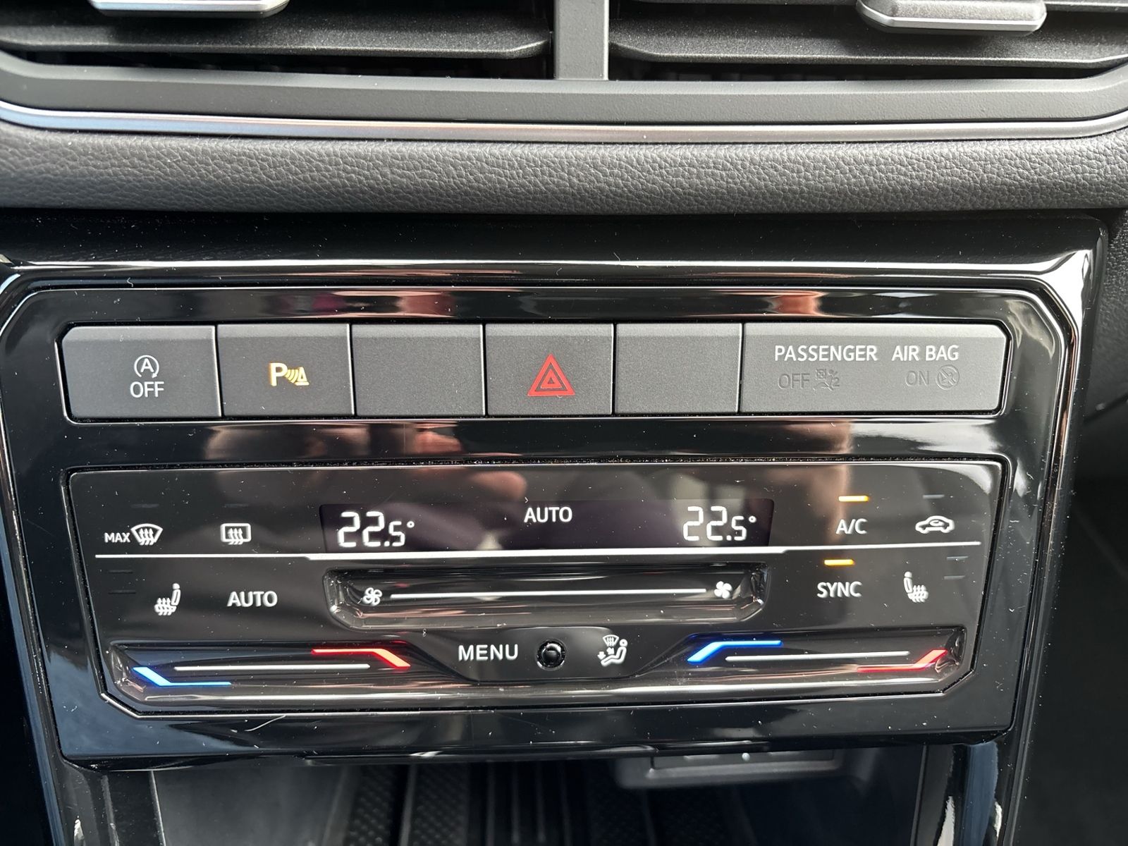 T-Cross GOAL 1.0 TSI, Navi, ACC, 17" Alu, Travel