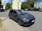 Hyundai i20 1.0 T-GDI 88kW HybridDCT Prime Werksgarantie - Hyundai i20 mit Benzin-Antrieb: Prime