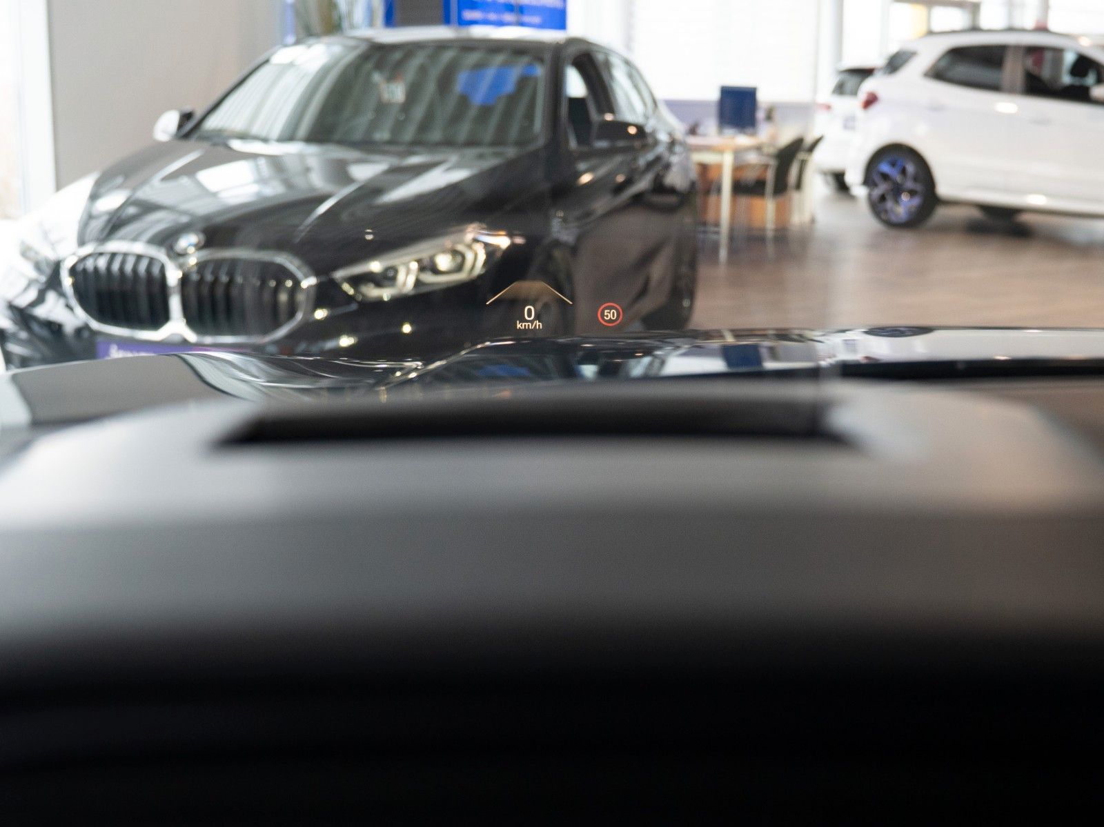 Fahrzeugabbildung Ford Kuga PHEV ST-Line/AUTOM/WINTER-P/AHK/KEYLESS