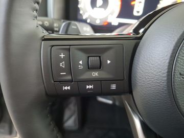 Nissan Qashqai Tekna 1.3 DIG-T °LED°Navi°RFK°PGD°AAC°