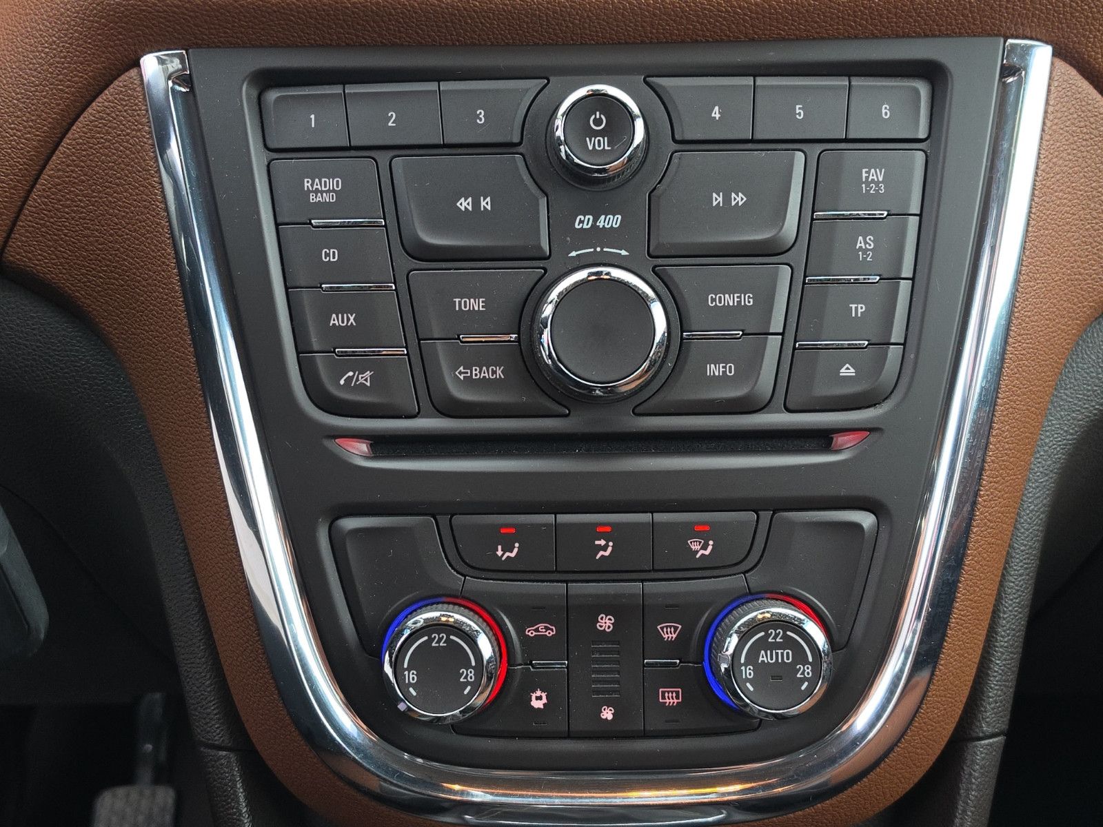 Fahrzeugabbildung Opel Mokka Innovation ecoFlex 4x4 Allrad