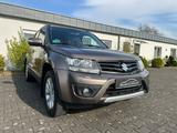 Suzuki Grand Vitara 1.9 DDiS 4x4,AHK,Navi,Xenon - Suzuki Grand Vitara aus 2013