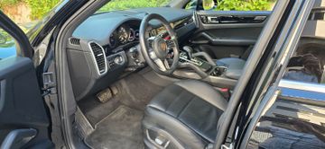 Porsche Cayenne - 9