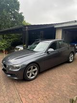 BMW 328i in grau - BMW 328 aus 2014