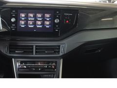 Fahrzeugabbildung Volkswagen Polo Life 1.0TSI,Top-Ausstattung,Nur 22387 KM