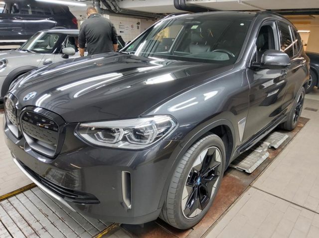 BMW iX3 Impressive, Pano., Head-Up, AHK, Shadow-Line