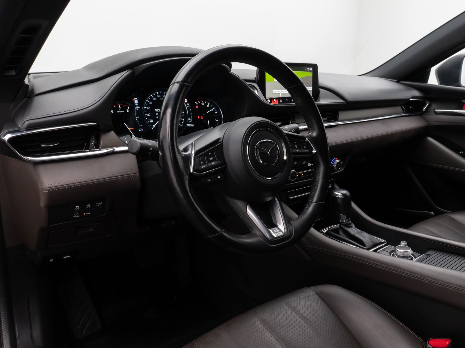Fahrzeugabbildung Mazda 6 Sports-Line 2.5 ACC Lenkrhzg BOSE 360°Komfort