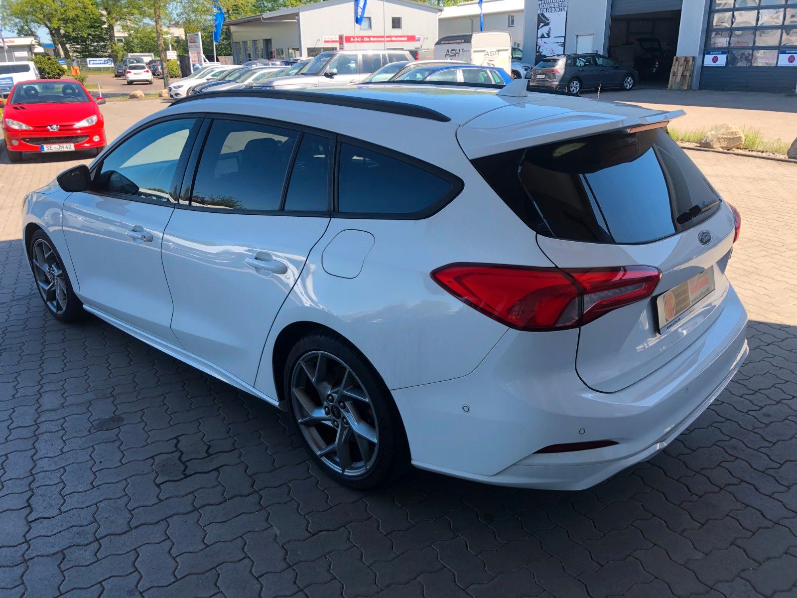 Fahrzeugabbildung Ford Focus Turnier ST