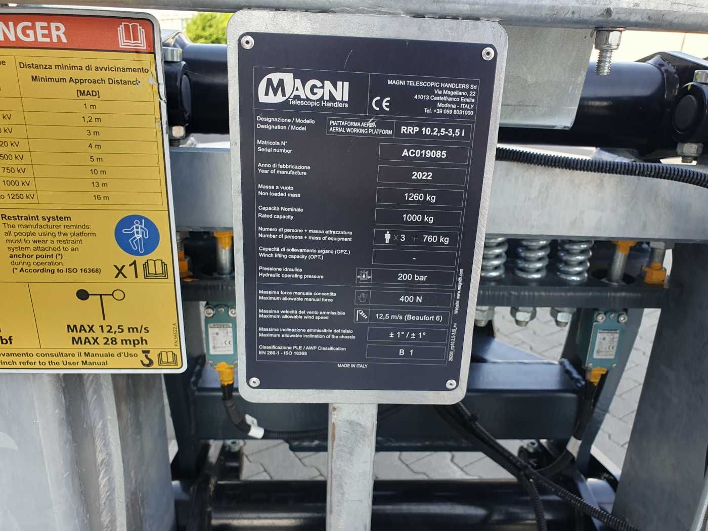 Fahrzeugabbildung Andere Magni Arbeitskorb drehbar & ausziehbar 1.000 kg