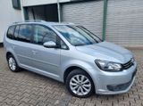 Volkswagen TDI 177 Highlin DSG 7 Sitz/Leder/Navi/Xen/Kamera - Volkswagen Touran mit Diesel-Antrieb: Leder, Navigationssystem