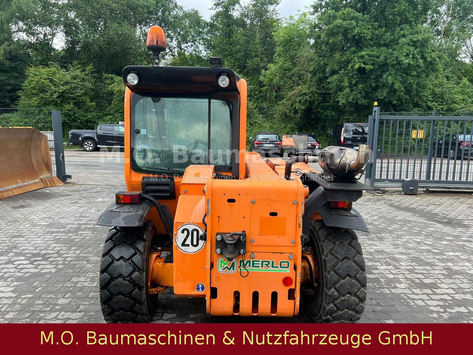 Fahrzeugabbildung Merlo P 25.6 / SW / Palettengabel / Schaufel