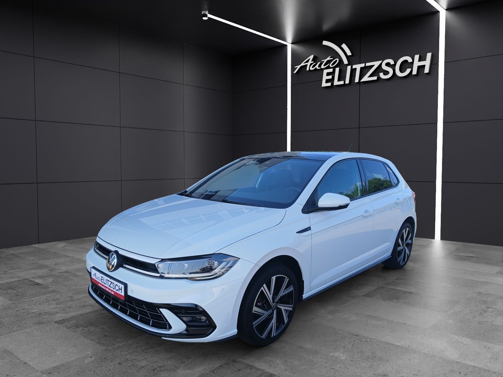 Fahrzeugabbildung Volkswagen Polo TSI R-Line Matrix Pano ACC PDC SH 17"